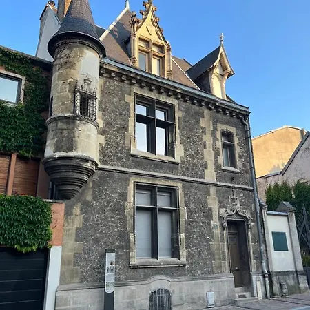 Apartment Tournelles Vue Cathedrale- Maison Climatisee Du Xvie Siecle Classee
