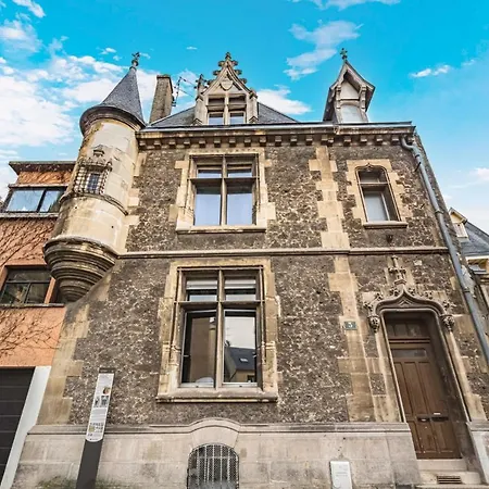 Tournelles Vue Cathedrale- Maison Climatisee Du Xvie Siecle Classee * Reims