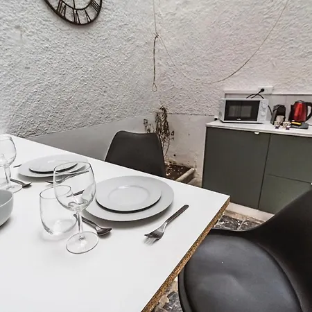 Tournelles Vue Cathedrale-maison Du Xvie Siècle Classé