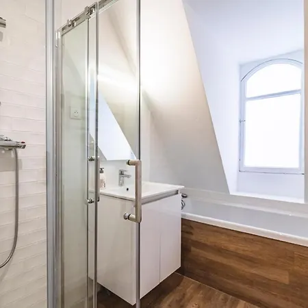 Tournelles Vue Cathedrale- Maison Climatisee Du Xvie Siecle Classee Reims