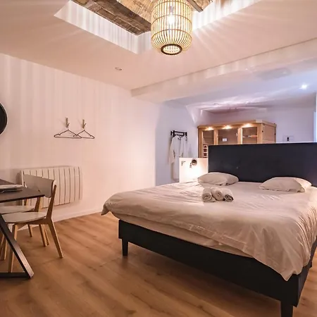 Tournelles Vue Cathedrale-maison Du Xvie Siècle Classé * Reims