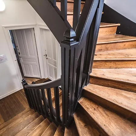 Tournelles Vue Cathedrale- Maison Climatisee Du Xvie Siecle Classee Reims