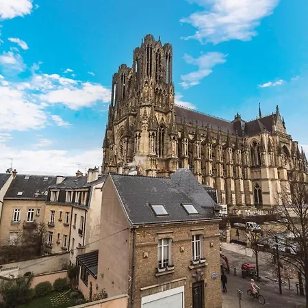 Tournelles Vue Cathedrale- Maison Climatisee Du Xvie Siecle Classee * Reims