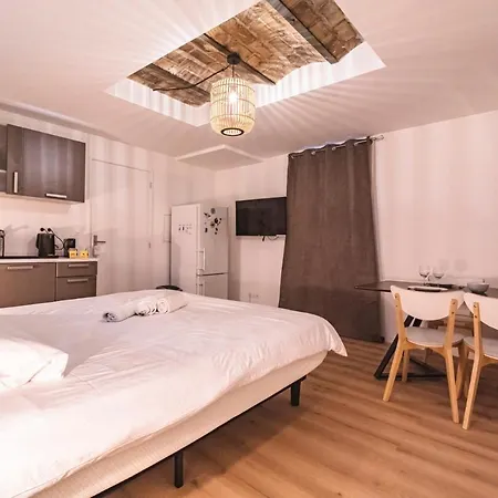 Tournelles Vue Cathedrale-maison Du Xvie Siècle Classé * Reims