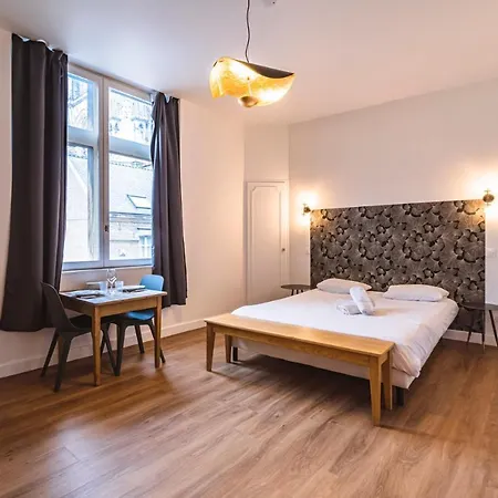 Tournelles Vue Cathedrale- Maison Climatisee Du Xvie Siecle Classee Apartment Reims