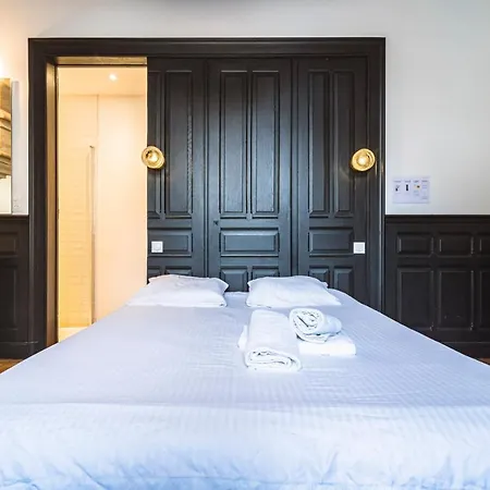 Tournelles Vue Cathedrale-maison Du Xvie Siècle Classé Appartement *